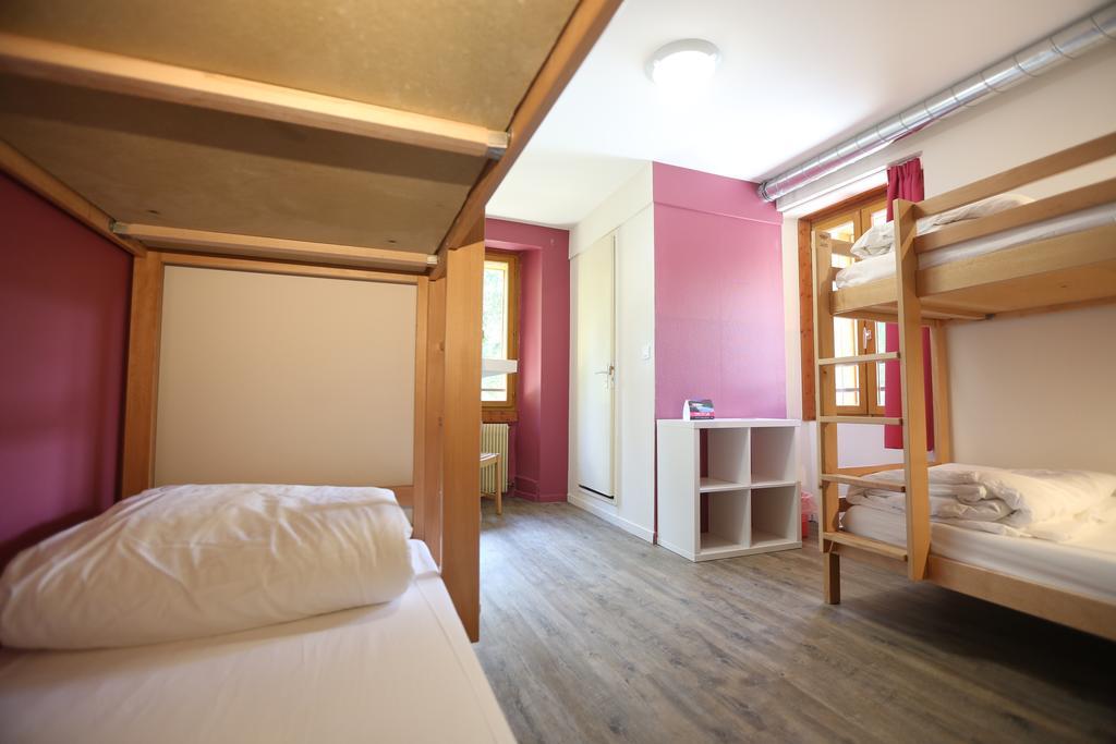 1861 Chatel Hostel Номер фото