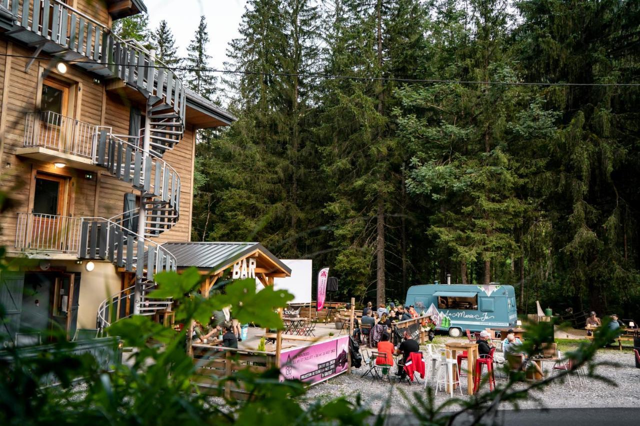 1861 Chatel Hostel Екстер'єр фото